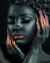 Без бренда «Коробка 20 шт: Портрет с золотыми ногтями» в Таганроге