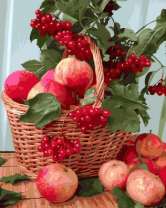 Без бренда «Плетёная корзина с калиной и яблоками» в Таганроге